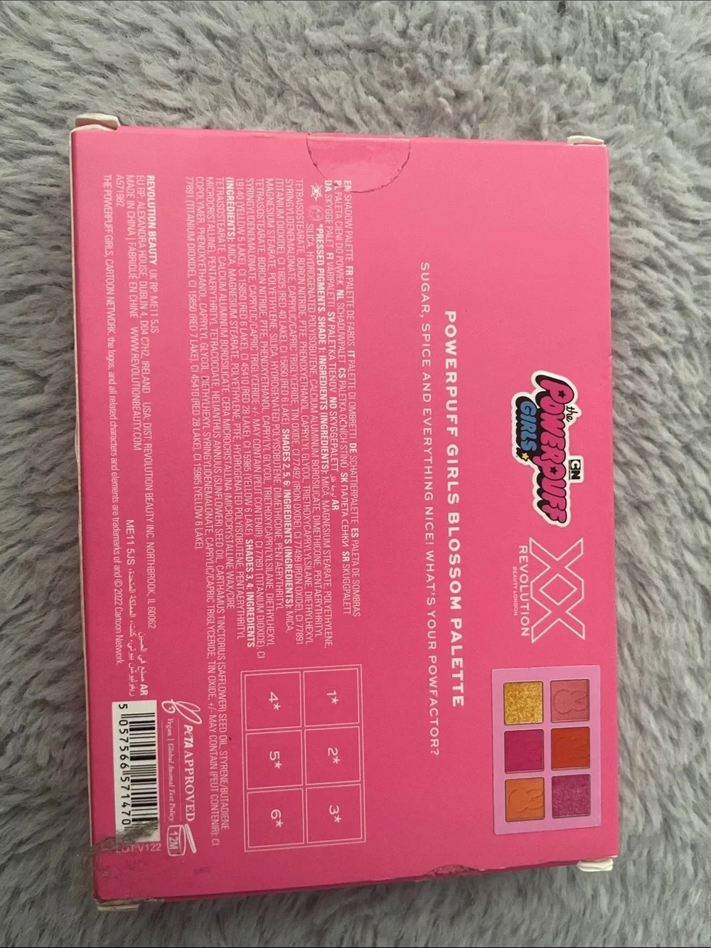 Revolution The Powerpuff Girls Blossom Eyeshadow Palette - Pink, Orange, Gold